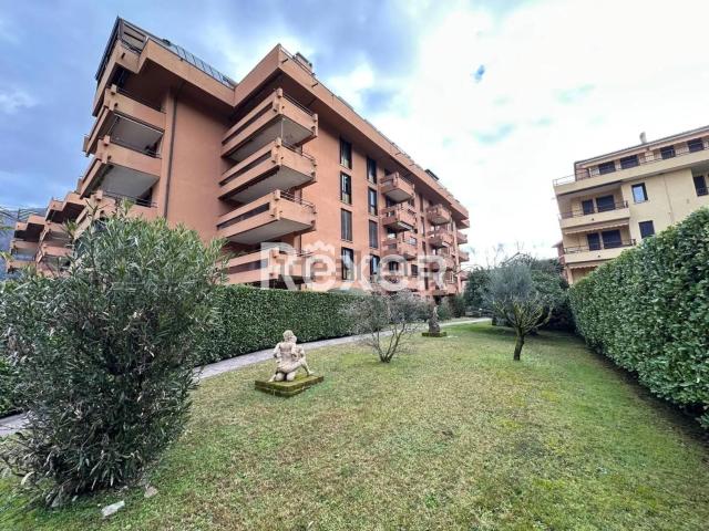 Appartamento in vendita di 136 m² in Via Miralago, 12