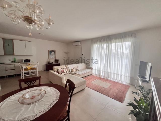 Appartamento in vendita di 136 m² in Via Nicolò Tommaseo, 23