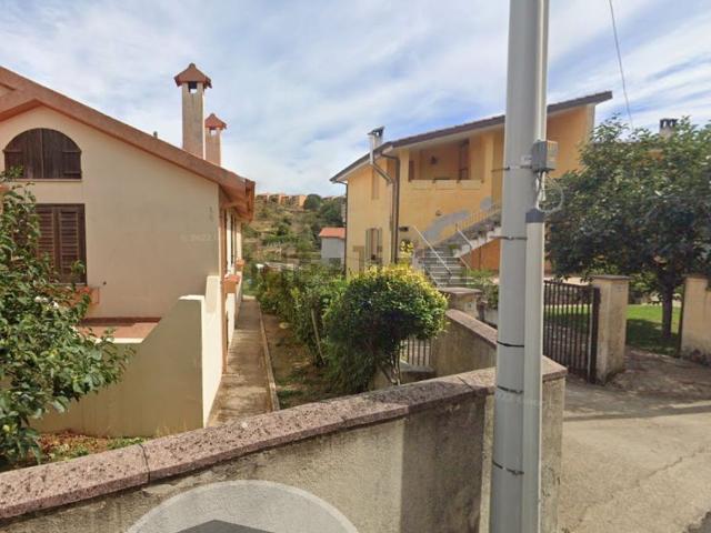 Appartamento in vendita di 136 m² in Via Nuoro