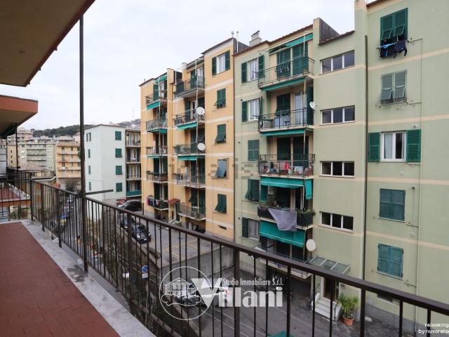 Appartamento in vendita di 136 m² in Via S. Schiaffino, 11