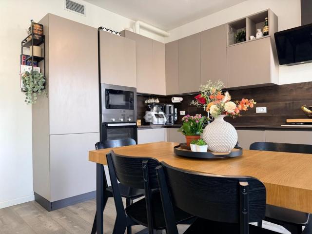 Appartamento in vendita di 136 m² in Via San Donà, 356