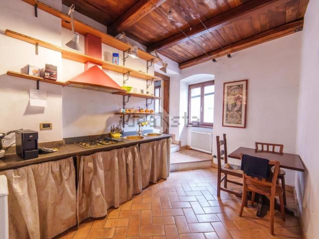 Appartamento in vendita di 136 m² in Via Santa Maria Nuova, 2
