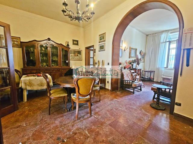 Appartamento in vendita di 136 m² in Via Santa Zita