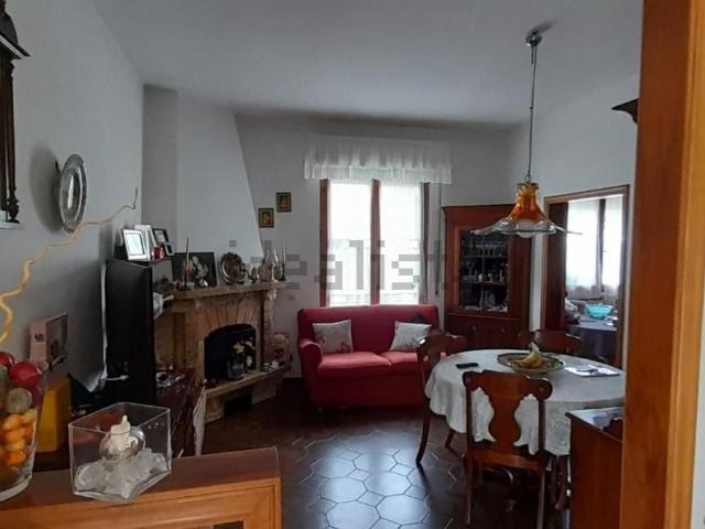 Appartamento in vendita di 136 m² in Via Sforza