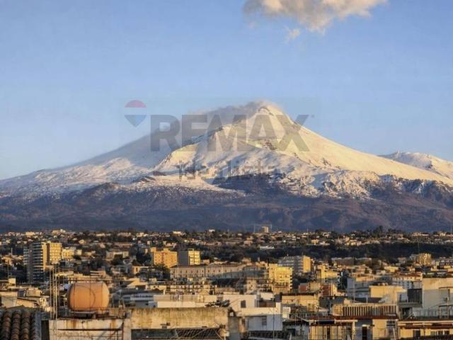 Appartamento in vendita di 136 m² in Via Pietro Mascagni, 29