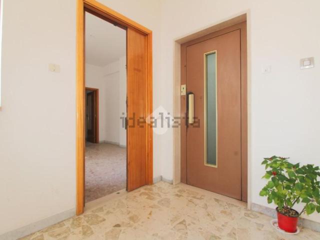 Appartamento in vendita di 136 m² in Via Roberto Pastore, 16