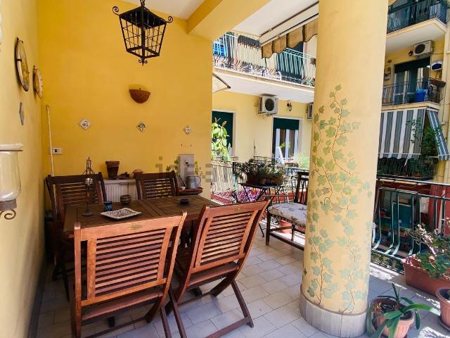 Appartamento in vendita di 136 m² in Via Rodolfo Falvo, 20