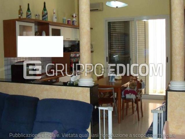 Appartamento in vendita di 136 m² in Via Vittorio Alfieri