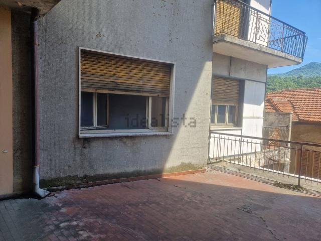 Appartamento in vendita di 136 m² in Via Virgilio Montini, 95