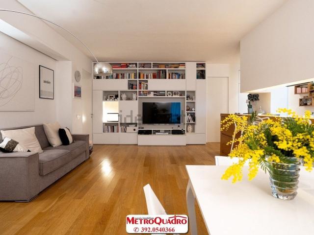 Appartamento in vendita di 136 m² in Viale Lussemburgo, 24