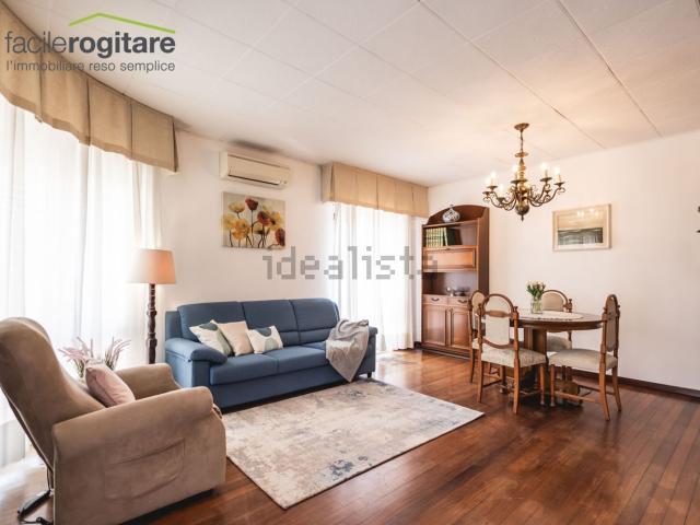 Appartamento in vendita di 136 m² in Viale Nino Bixio, 6