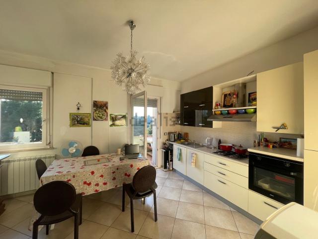 Appartamento in vendita di 136 m² in Contrada Foresta