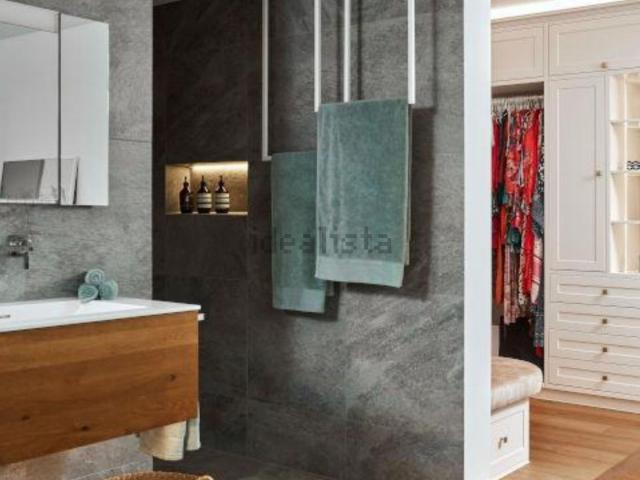 Appartamento in vendita di 136 m² in Salita al Castello, 8