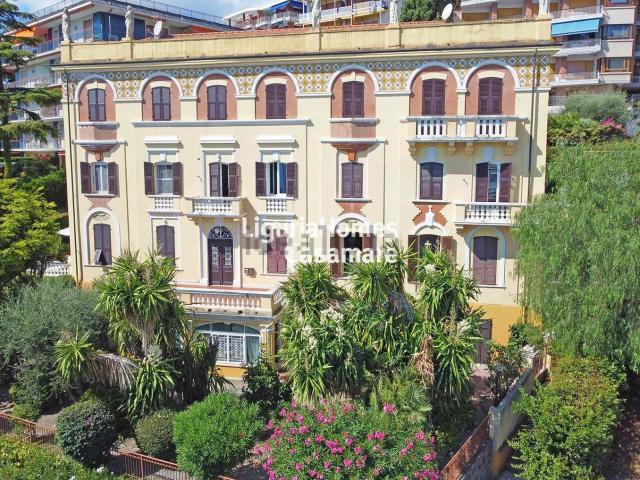 Appartamento in vendita di 136 m² in Salita Grand Albergo