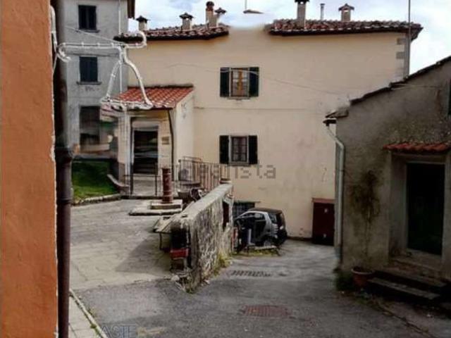 Appartamento in vendita di 137 m² in Via Piastre E Prunetta, 61