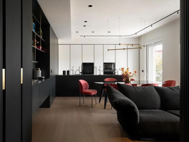 Appartamento in vendita di 137 m² in Via Cavallara