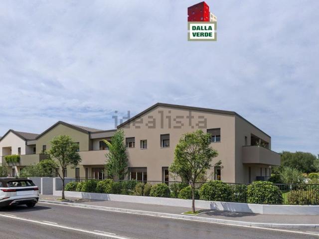 Appartamento in vendita di 137 m² in Via Carlo Rosselli