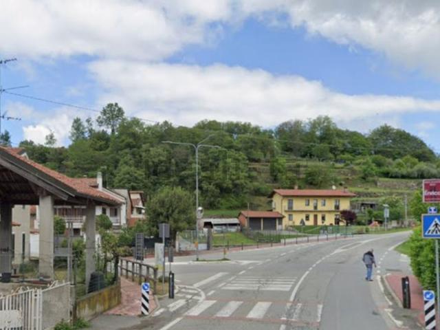 Appartamento in vendita di 137 m² in Via Circonvallazione