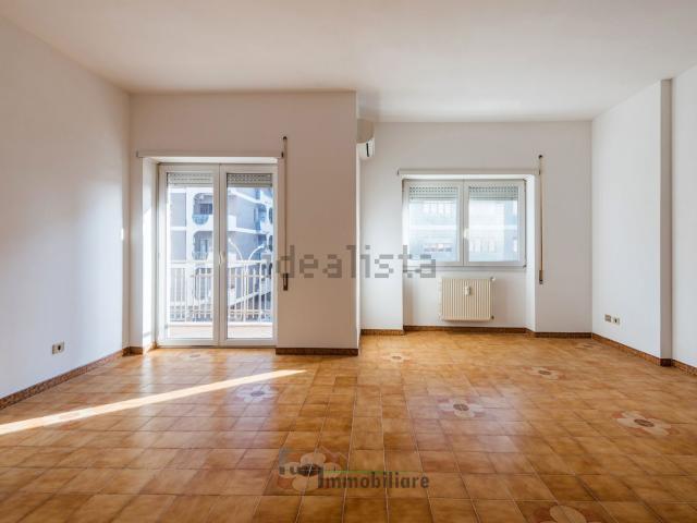 Appartamento in vendita di 137 m² in Via Aristide Carabelli, 96
