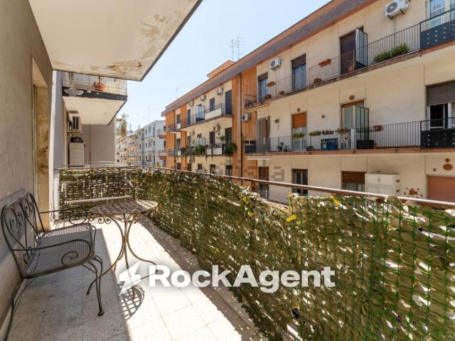 Appartamento in vendita di 137 m² in Via Genova, 47
