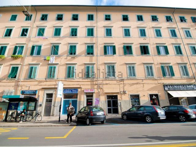 Appartamento in vendita di 137 m² in Via Giuseppe Garibaldi, 40
