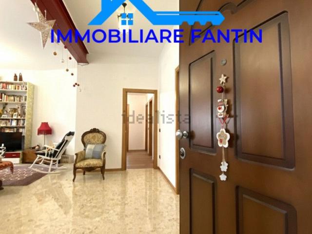 Appartamento in vendita di 137 m² in Via Giovanni Zaniol