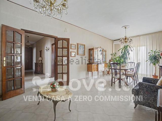 Appartamento in vendita di 137 m² in Via Davide Lopez, 1