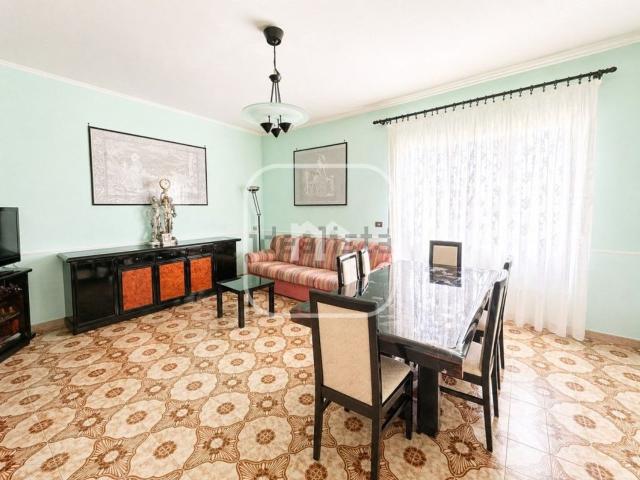 Appartamento in vendita di 137 m² in Via dei Pettirossi, 3