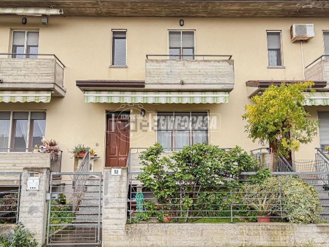 Appartamento in vendita di 137 m² in Via del Ciliegio, 53