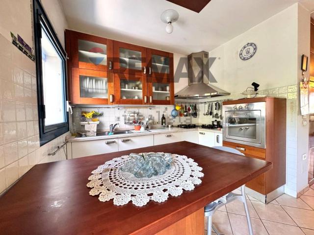 Appartamento in vendita di 137 m² in Via Duccio Galimberti Tancredi, 49