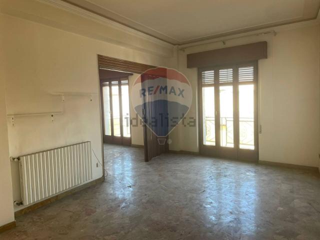 Appartamento in vendita di 137 m² in Via E. Bellia, 11