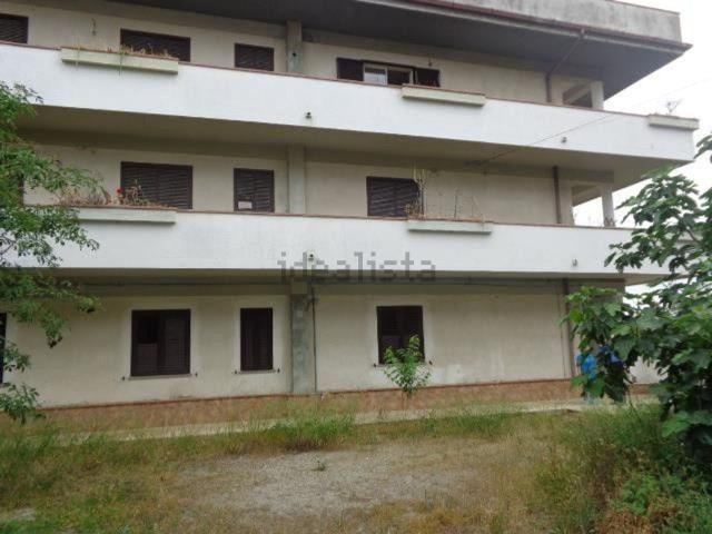 Appartamento in vendita di 137 m² in Via Ente Sila