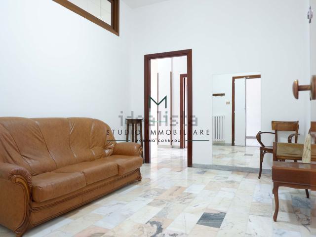 Appartamento in vendita di 137 m² in Via F. San Giovanni, 3