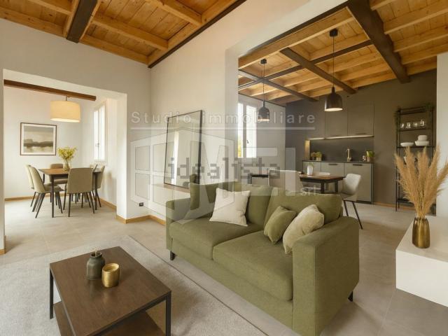 Appartamento in vendita di 137 m² in Via Fonte della Puzzolente