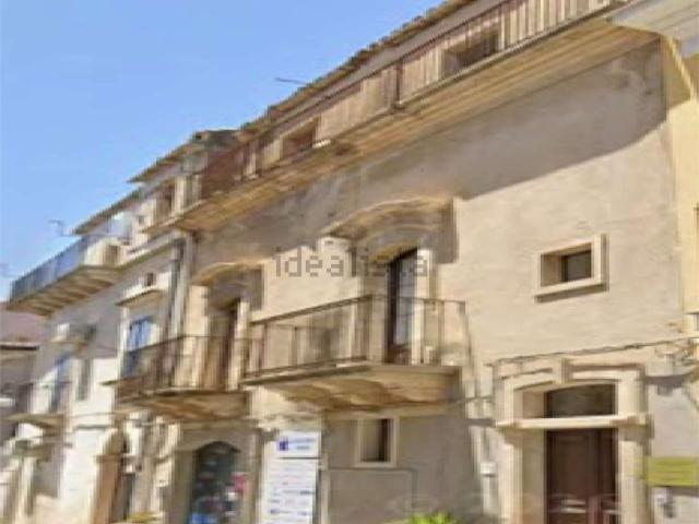 Appartamento in vendita di 137 m² in Via Filippo Cordova, 182