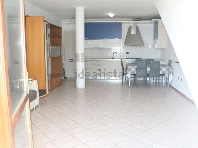 Appartamento in vendita di 137 m² in Via Francesco Petrarca