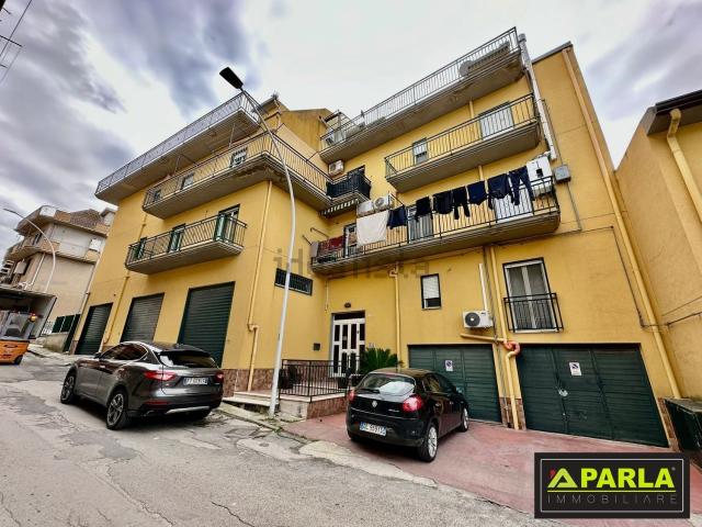 Appartamento in vendita di 137 m² in Via Lipari