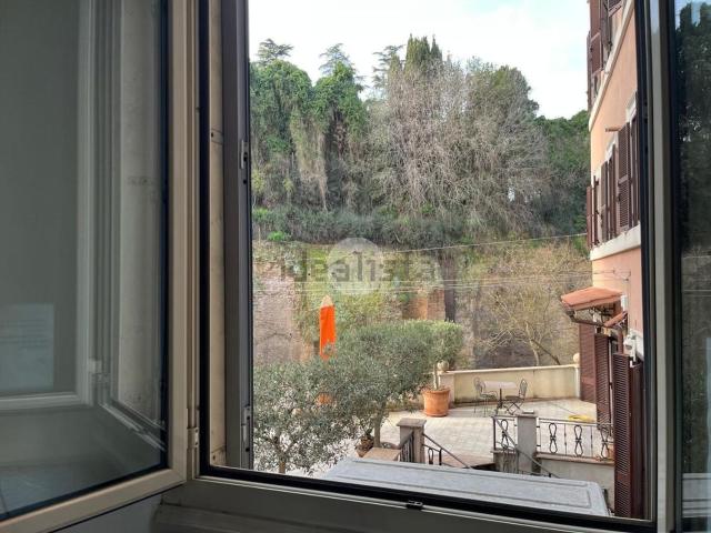 Appartamento in vendita di 137 m² in Via Marco Aurelio, 15