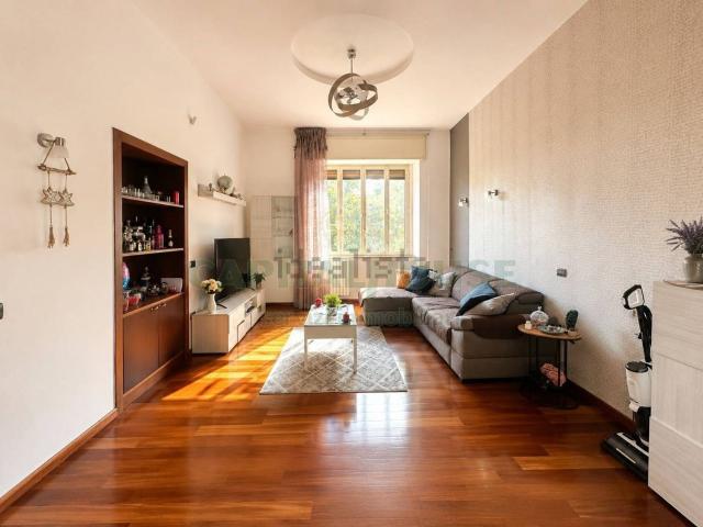 Appartamento in vendita di 137 m² in Via Napoli