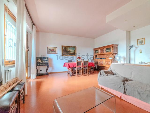 Appartamento in vendita di 137 m² in Via Niccolo&apos  Piccinni