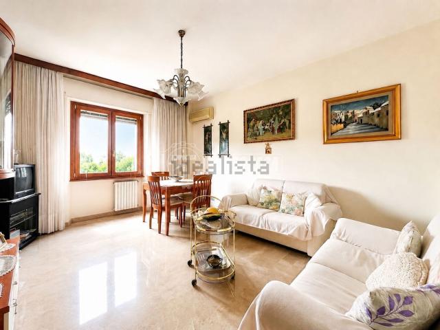 Appartamento in vendita di 137 m² in Via Sant&apos Alenixedda, 69