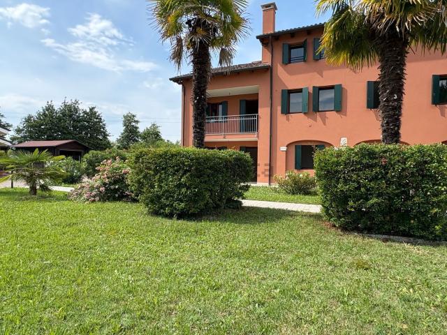 Appartamento in vendita di 137 m² in Via Schiavonia, 141