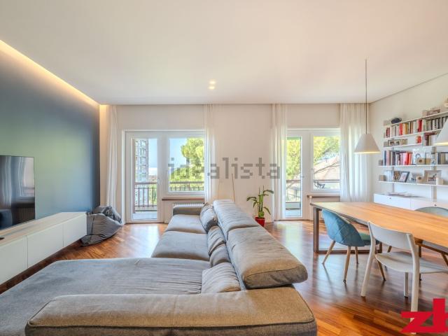 Appartamento in vendita di 137 m² in Via Stefano Prasca