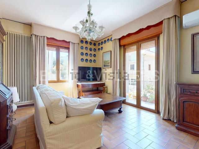 Appartamento in vendita di 137 m² in Via Pegaso, 61