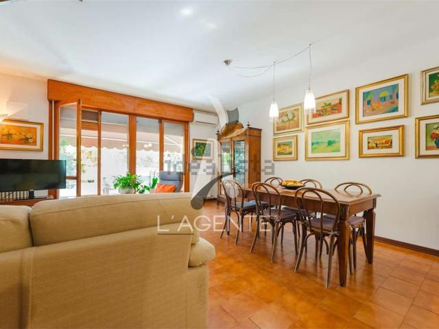 Appartamento in vendita di 137 m² in Via Ragusa