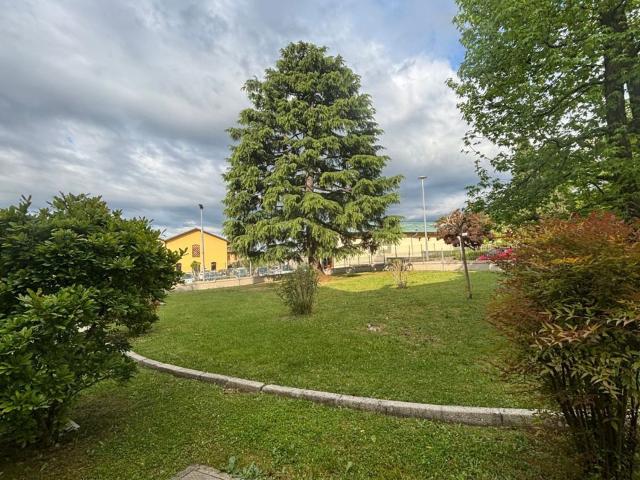 Appartamento in vendita di 137 m² in Via Toniolo