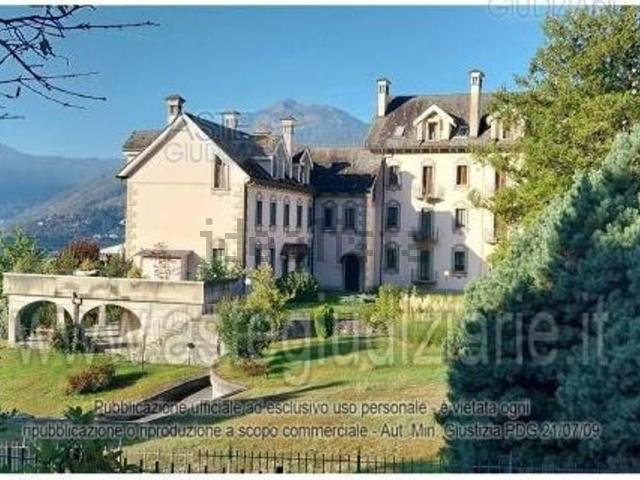 Appartamento in vendita di 137 m² in Via Veriago, 10