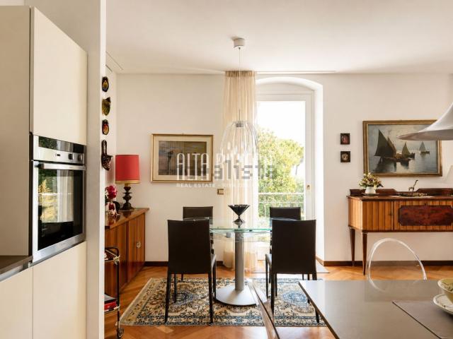 Appartamento in vendita di 137 m² in Viale San Francesco, 6