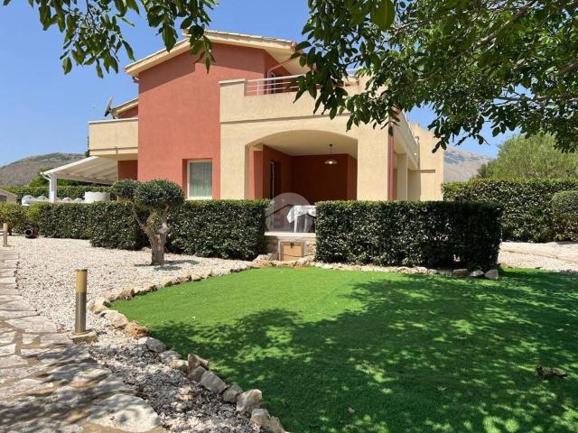 Appartamento in vendita di 137 m² in Contrada Fraginesi, 1