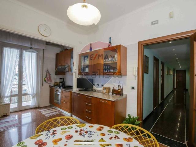 Appartamento in vendita di 137 m² in Piazzale Parenzo, 5